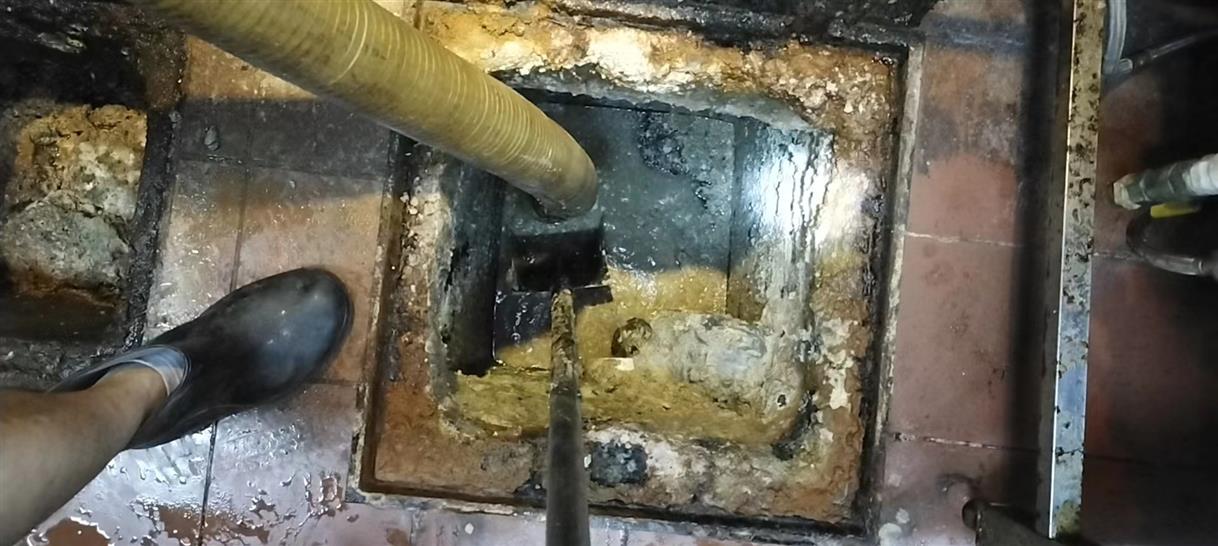 宾县污水池清理一般都有毒气，怎么预防中毒呢？